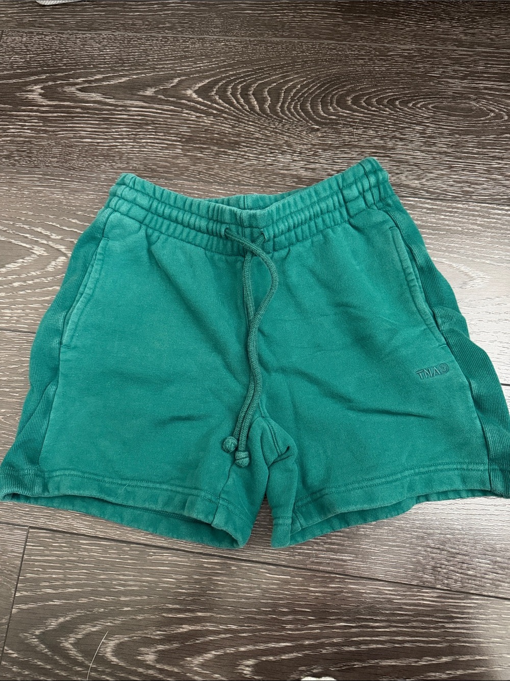 Aritzia TNA sweatfleece boyfriend fit shorts